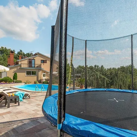 Three-bedroom Holiday In *